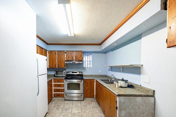2263 Willoughby Way, Langley, BC V2Y1B9 Photo 3