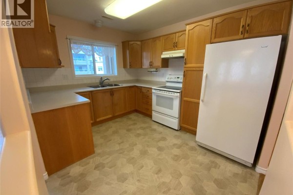 Bedroom - 2265 Atkinson Street Unit# 607, Penticton, BC V2A8R7 Photo 4