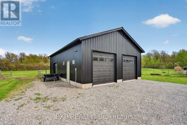 2266 Pettit Road, Fort Erie, ON, photo 2
