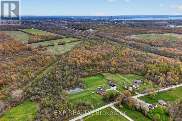 Family room - 2266 Pettit Road, Fort Erie, ON L2A5M4 Photo 4