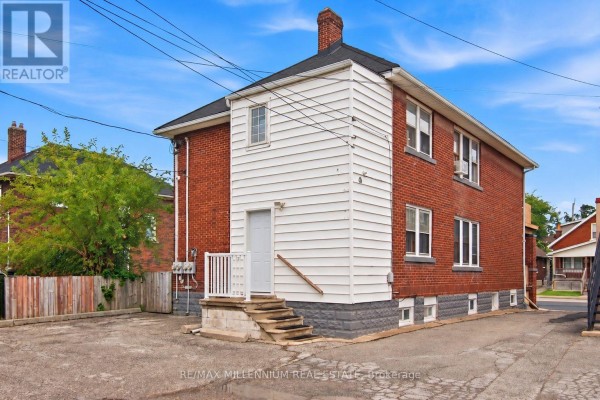 Living room - 2269-71 Howard Avenue, Windsor, ON N8X3V2 Photo 5