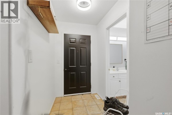 Kitchen - 226a Fairchild Avenue, Regina Beach, SK S0G4C0 Photo 2