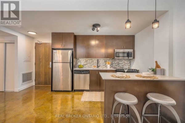 227 - 201 Carlaw Avenue, Toronto, ON M4M2S3 Photo 5