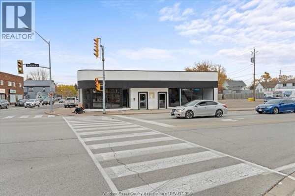 227-235 Sandwich Street South, Amherstburg, ON N9V2A3 Photo 4