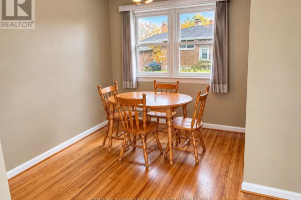 227 Arnold Street, Kingston, ON K7M3M4 Photo 5