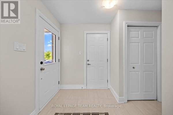 Primary Bedroom - 227 Bert Hall Street, Arnprior, ON K7S0H1 Photo 4