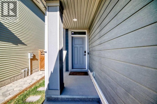 227 Creekstone Way Sw, Calgary, AB T2X4R2 Photo 4