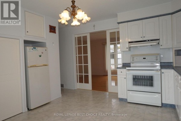 Den - 227 Meridian Avenue, Temiskaming Shores, ON P0J1K0 Photo 5