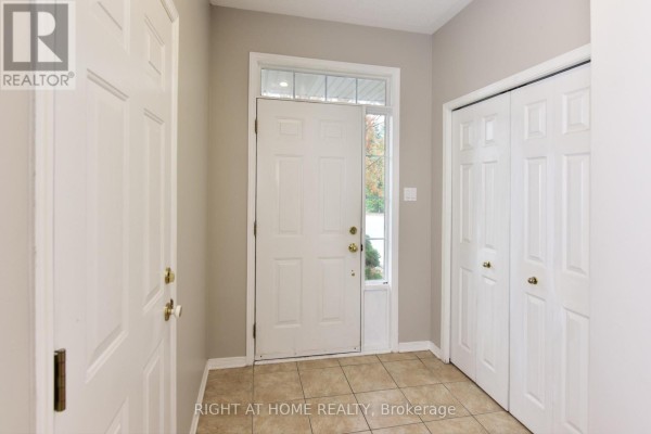 Kitchen - 227 Portrush Avenue, Ottawa, ON K2J5J6 Photo 5