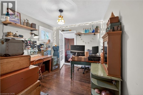 227 Sherman Avenue S, Hamilton, ON, photo 2