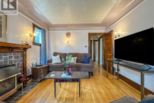 Living room - 2270 Lillian, Windsor, ON N8X4B2 Photo 5