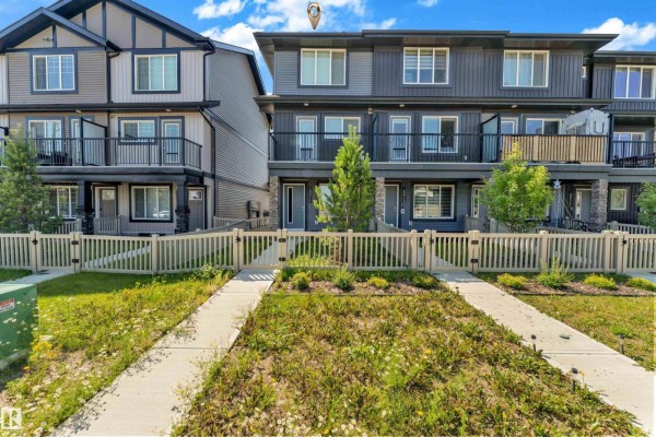 Kitchen - 22711 84 Av Nw, Edmonton, AB T5T4B4 Photo 3