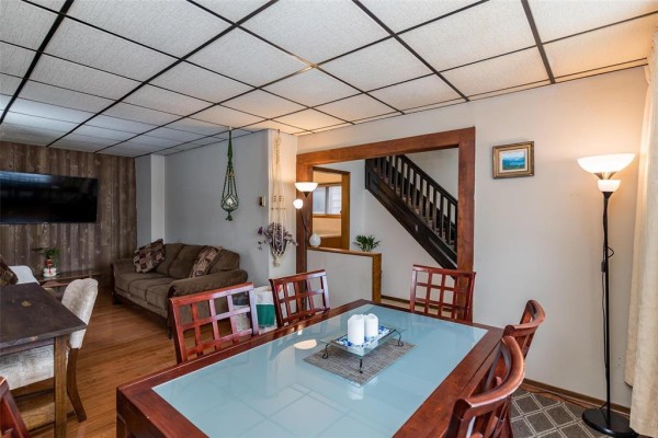 2272 Gallagher Avenue, Winnipeg, MB R3E1T8 Photo 2