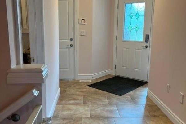 Enclosed porch - 2272 Gatwick, Windsor, ON N8P0B7 Photo 3