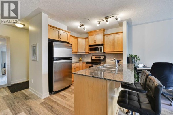 Bedroom - 228, 2233 34 Avenue Sw, Calgary, AB T2T6N2 Photo 5