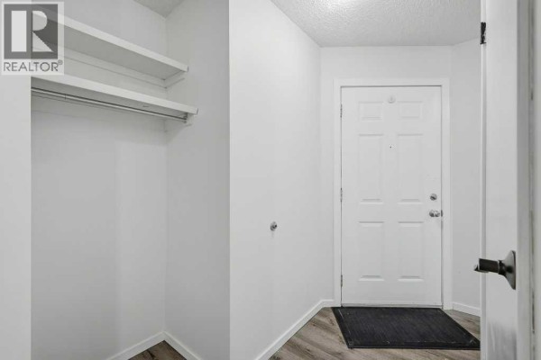 Primary Bedroom - 228, 54 Bell Street, Red Deer, AB T4R1M8 Photo 3