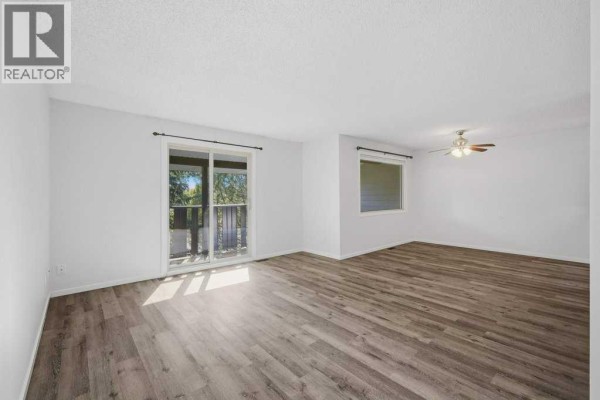 Kitchen - 228, 54 Bell Street, Red Deer, AB T4R1M8 Photo 5