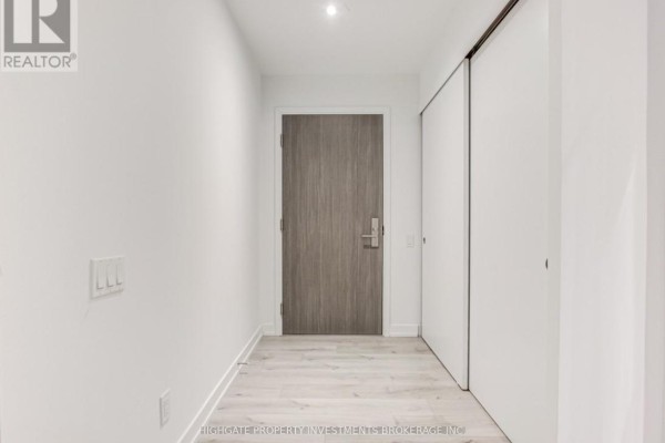 228 - 161 Roehampton Avenue, Toronto, ON, photo 2