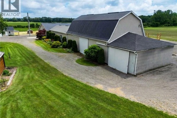 5pc Bathroom - 228 Charlotteville Road 1, St  Williams, ON N0E1P0 Photo 5