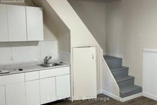 228 First Street W, Cornwall, ON K6J1C5 Photo 4