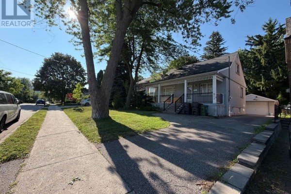 228 Hollywood Avenue, Toronto, ON, photo 2