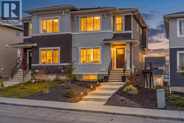 228 River Heights Drive, Cochrane