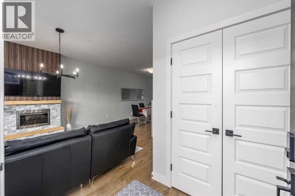 Pantry - 228 River Heights Drive, Cochrane, AB T4C0W2 Photo 3
