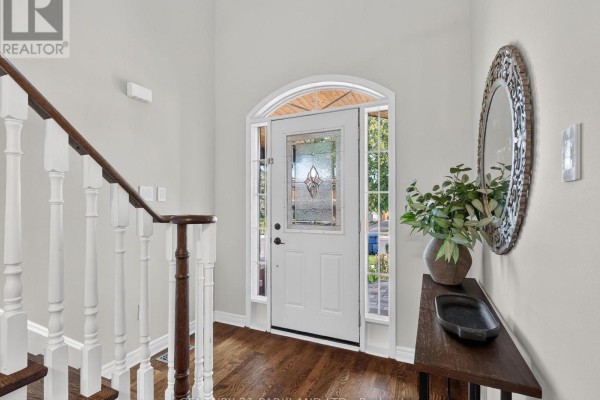 Kitchen - 228 Rosemount Avenue, Toronto, ON M9N3X6 Photo 4