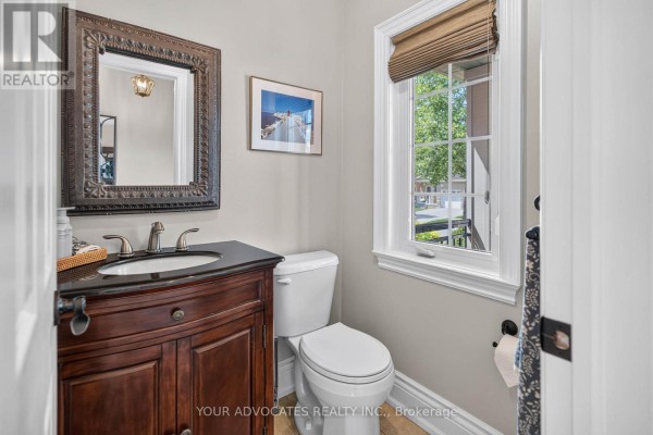 228 Twin Hills Crescent, Vaughan, ON L4H0H4 Photo 5