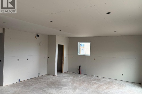 2pc Bathroom - 228 Veterans Drive, Warman, SK S0K4S4 Photo 4