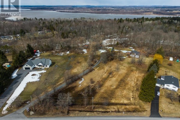 2283 Old Highway 17 Road, Clarence Rockland, ON, photo 3