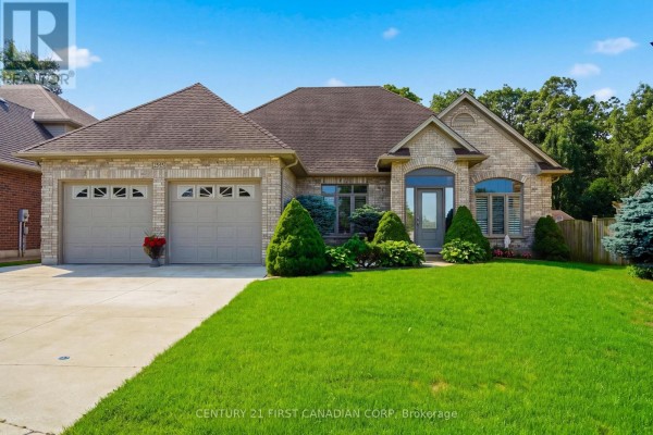 Family room - 2285 Lilac Avenue, London South, ON N6K5E1 Photo 2