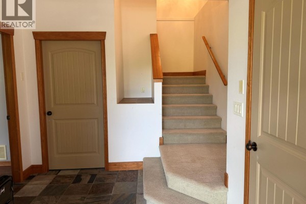 22856 137 Avenue, Maple Ridge, BC V4R0B6 Photo 3