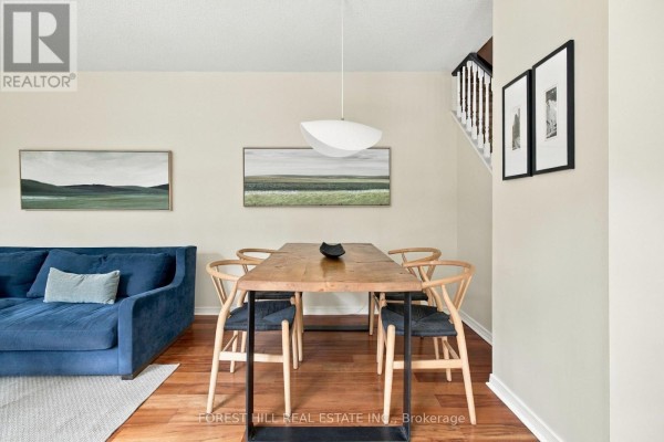 Dining room - 229 - 109 Front Street E, Toronto, ON M5A4P7 Photo 4