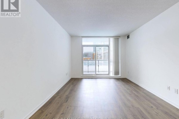 229 - 70 Forest Manor Road, Toronto, ON M2J0A9 Photo 2