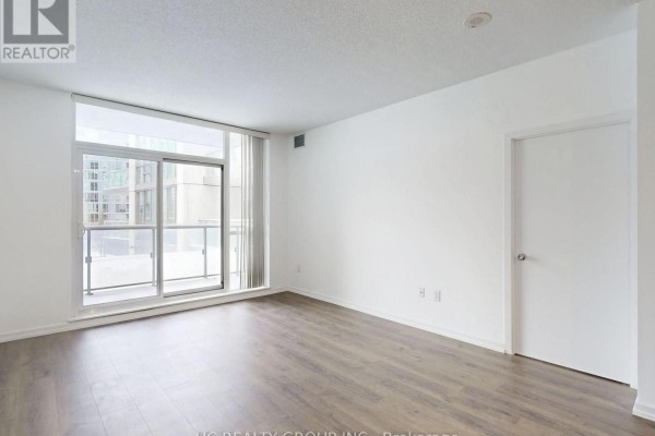 229 - 70 Forest Manor Road, Toronto, ON M2J0A9 Photo 3