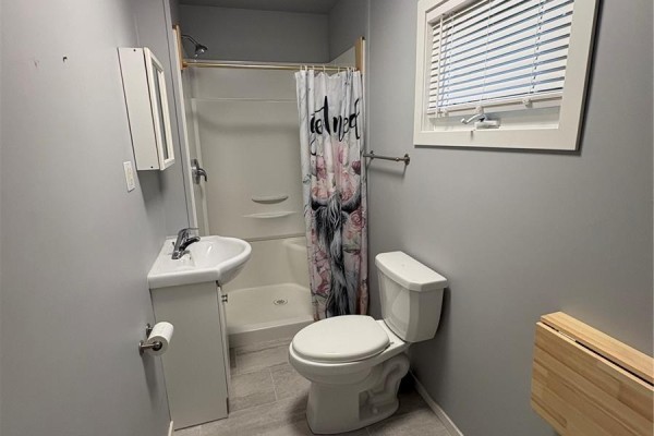 Bedroom - 229 2nd Street Nw, Wadena, SK S0A4J0 Photo 5