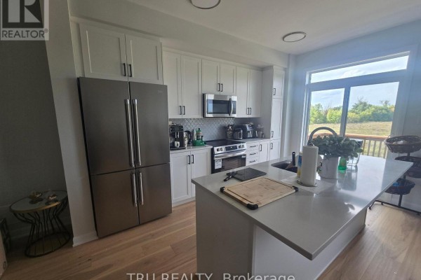 229 Bankside Way, Ottawa, ON K2J6K3 Photo 2