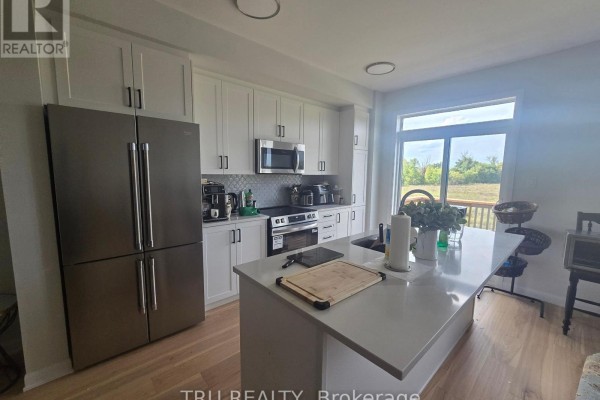 229 Bankside Way, Ottawa, ON K2J6K3 Photo 3