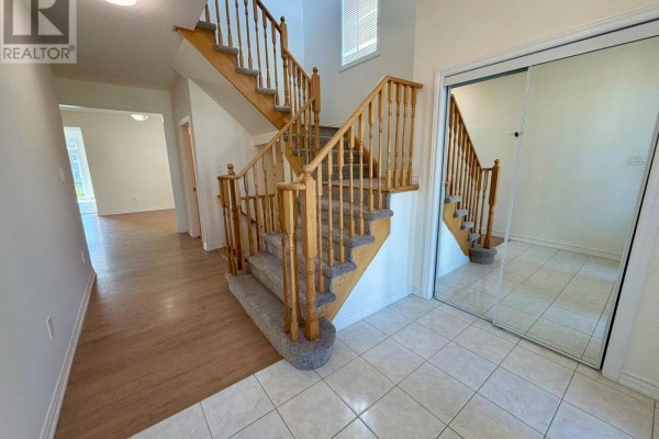 Family room - 229 Brownley Lane, Essa, ON L3W0R3 Photo 4