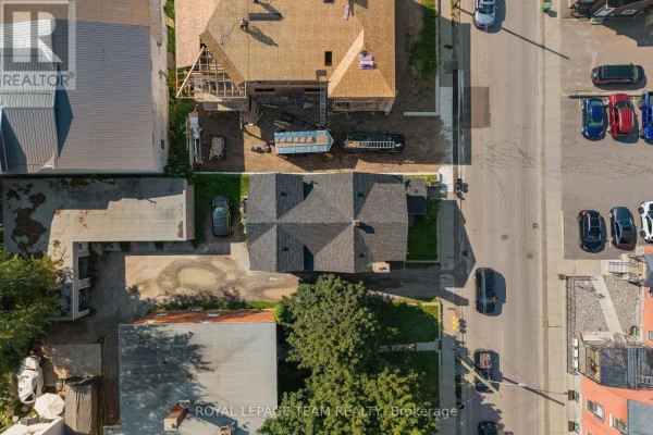 229 Cecelia Street, Pembroke, ON K8A1R8 Photo 3