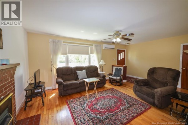 Laundry room - 229 Fulton Avenue, Fredericton, NB E3A2B7 Photo 5