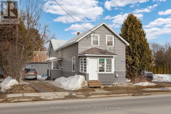 229 Gore Street E, Perth, ON, photo 2