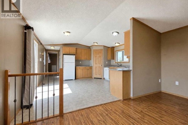 4pc Bathroom - 229 Mawdsley, Grande Cache, AB T0E0Y0 Photo 4