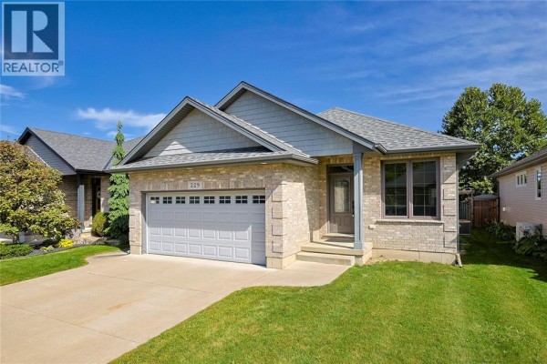 4pc Bathroom - 229 Meadowlark Lane, Sarnia, ON N7S0B6 Photo 2
