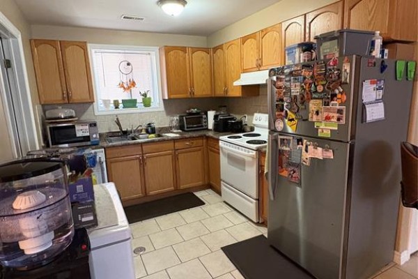 2290 Daytona Avenue, Windsor, ON N9B3Y2 Photo 4