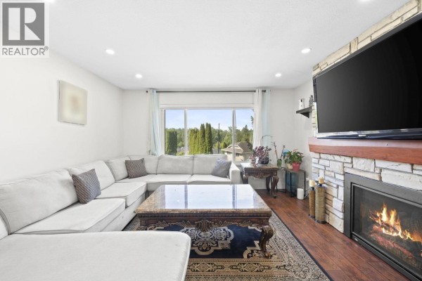 22905 113 Avenue, Maple Ridge, BC V2X9S6 Photo 4