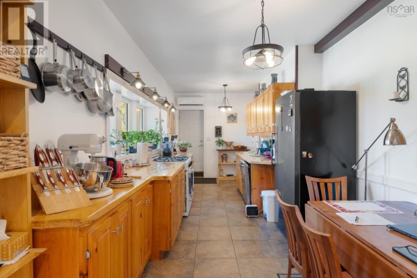Eat in kitchen - 2292 Highway 3, Pubnico, NS B0W3S0 Photo 3