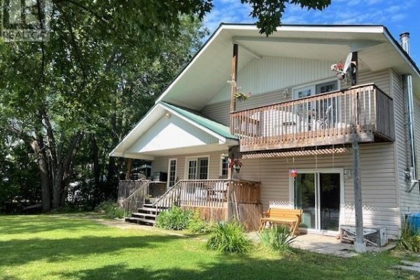 22b Champagne Avenue, St  Charles, ON, photo 2