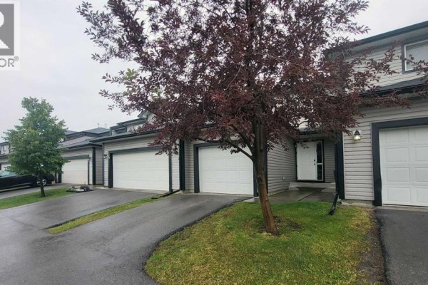 23, 102 Canoe Square Sw, Airdrie, AB, photo 2